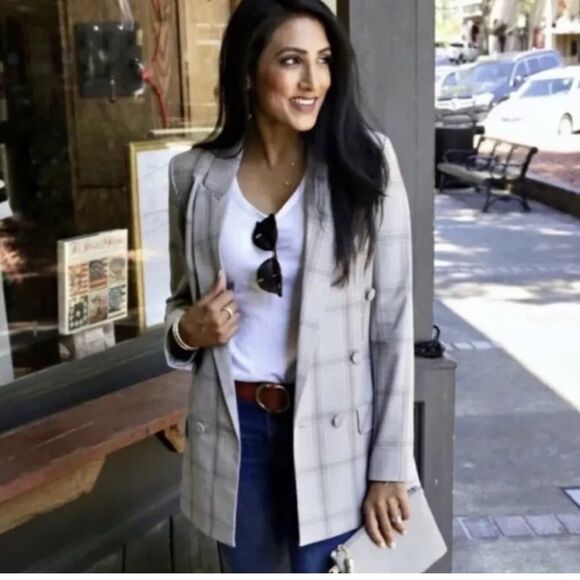 Cabi #5470 Women’s Sleuth Plaid Long Double oversized Breasted Blazer Size 8 EUC - Picture 2 of 14